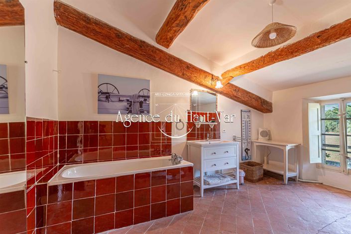 Image No.23-4 Bed House for sale