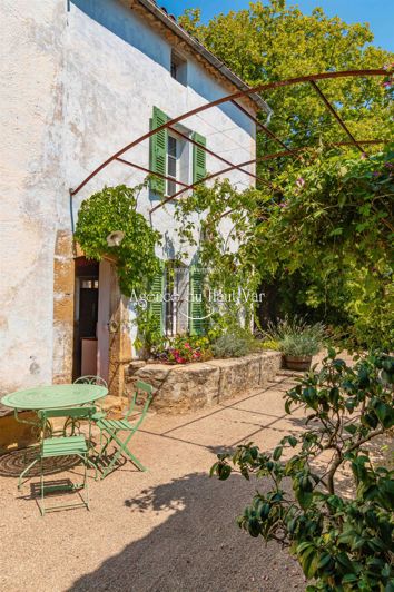 Image No.9-4 Bed House for sale