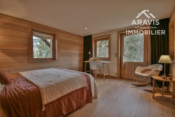 Image No.21-5 Bed House for sale