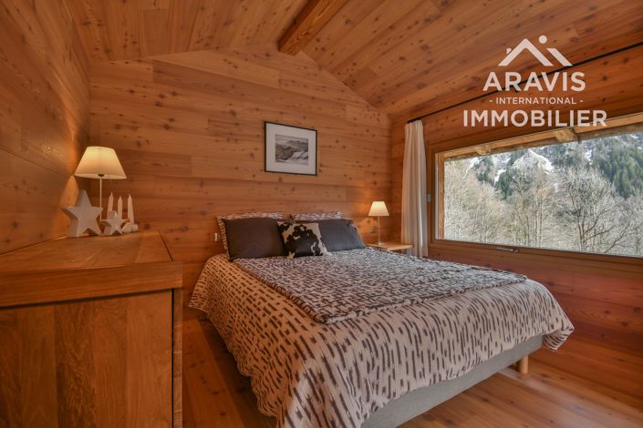 Image No.32-5 Bed House for sale