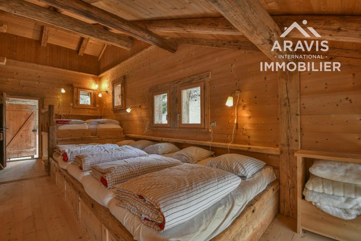 Image No.38-5 Bed House for sale