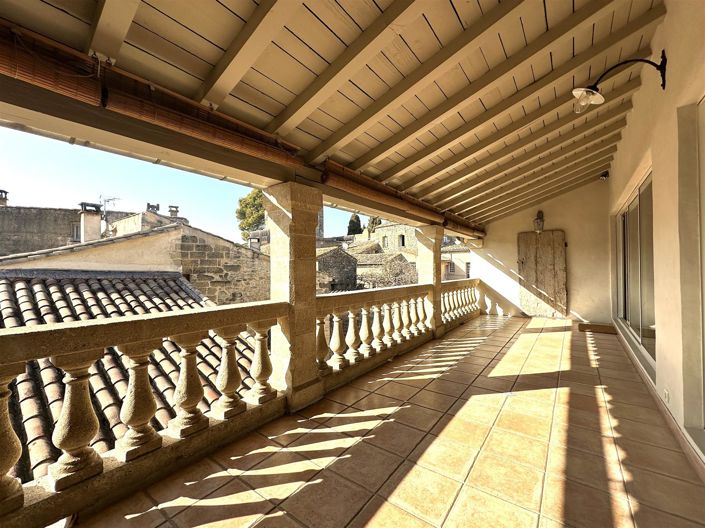 Image No.1-Maison de 4 chambres à vendre à Uzès