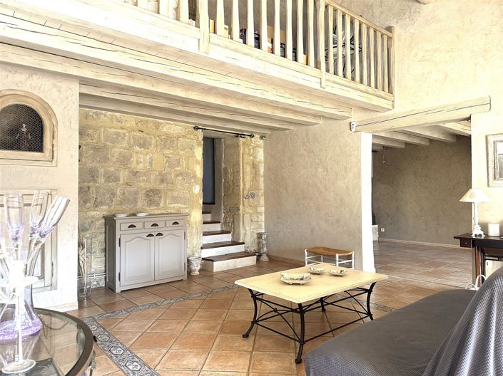 Image No.3-4 Bed House for sale