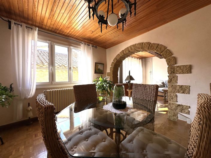 Image No.6-4 Bed House for sale