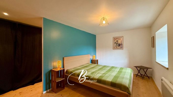 Image No.11-6 Bed House for sale