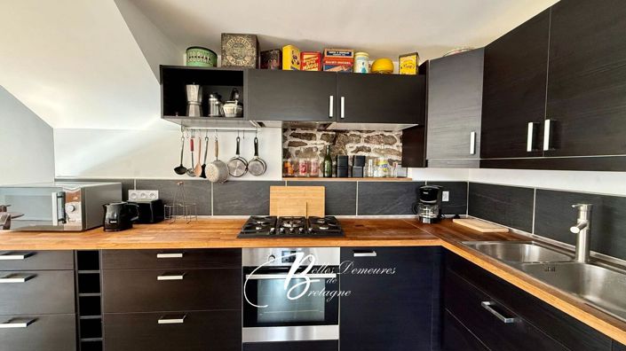 Image No.7-6 Bed House for sale