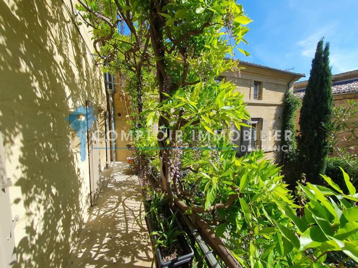 Image No.1-6 Bed House for sale
