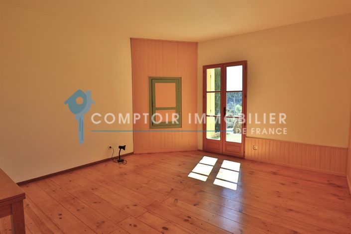 Image No.10-2 Bed House for sale