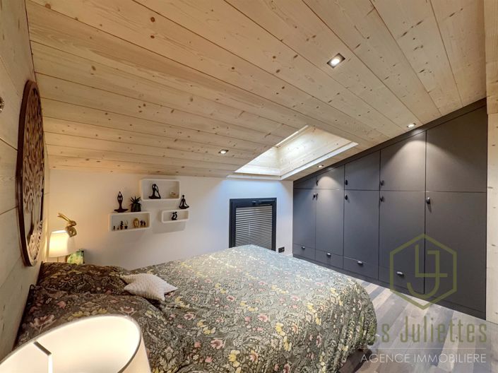 Image No.12-9 Bed House for sale