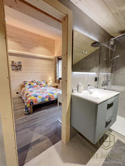 Image No.15-9 Bed House for sale