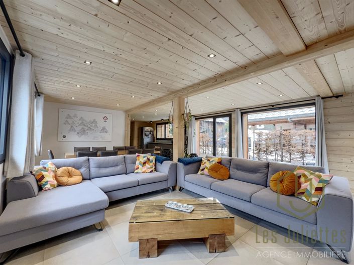 Image No.26-9 Bed House for sale