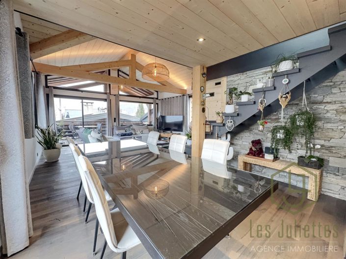 Image No.6-9 Bed House for sale