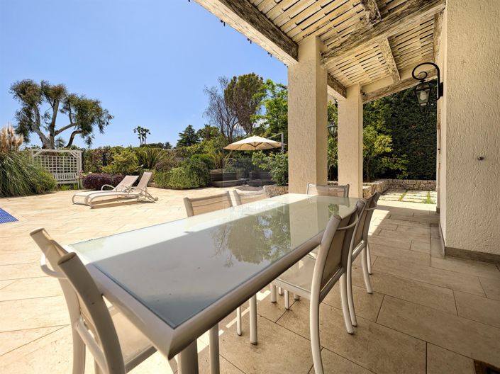 Image No.12-4 Bed House for sale