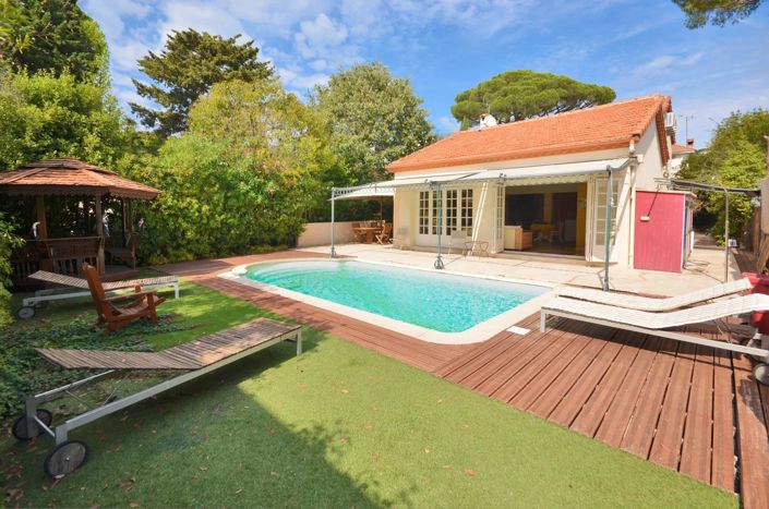 Image No.1-4 Bed House for sale
