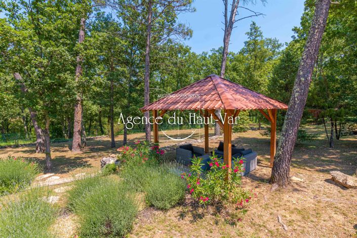 Image No.11-3 Bed House for sale