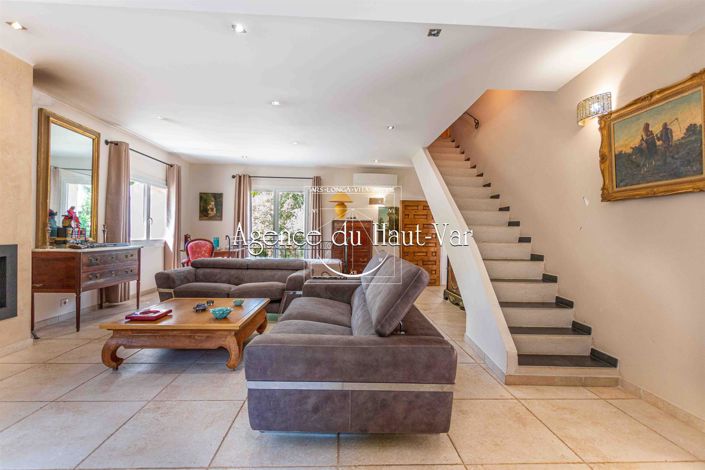 Image No.27-3 Bed House for sale