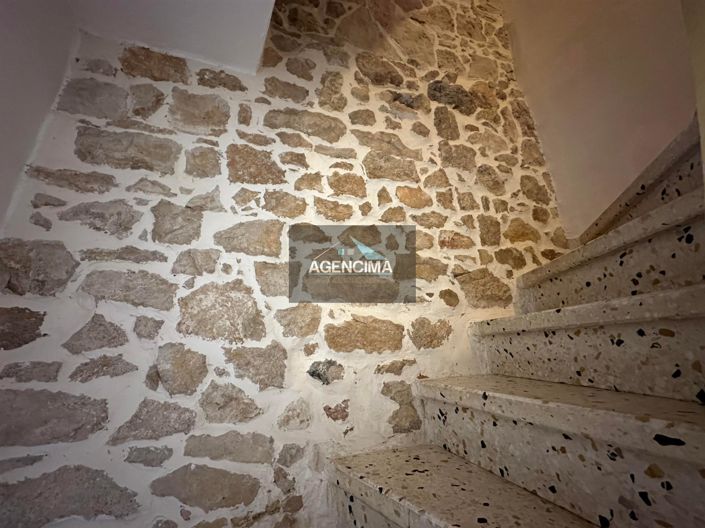 Image No.3-2 Bed House for sale