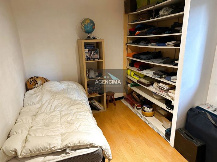 Image No.7-2 Bed House for sale