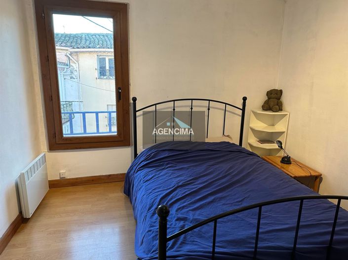 Image No.8-2 Bed House for sale