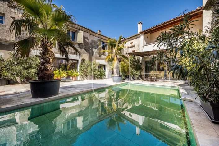 Image No.2-6 Bed House for sale