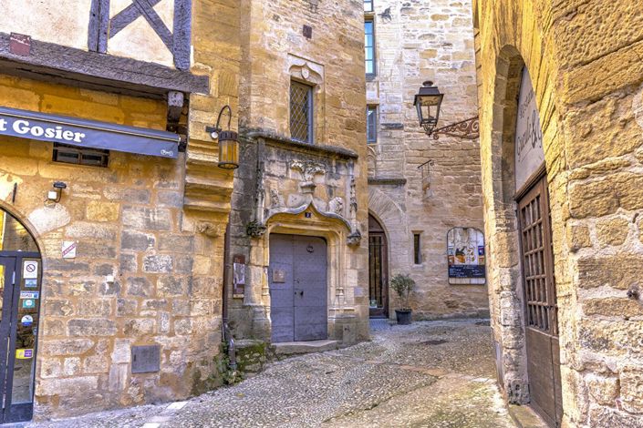 Image No.12-3 Bed Apartment for sale