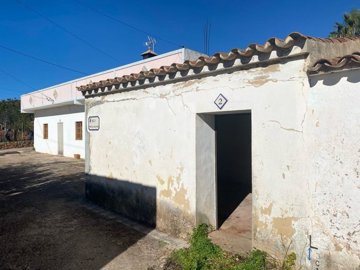 1 - Loule, House