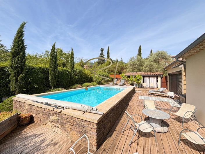 Image No.1-5 Bed House for sale