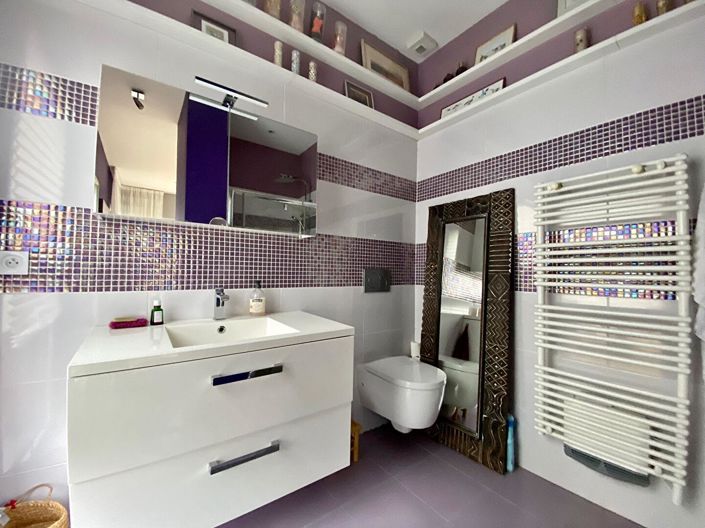 Image No.11-4 Bed House for sale