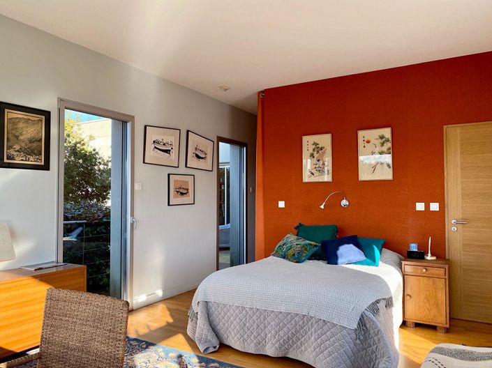 Image No.7-4 Bed House for sale