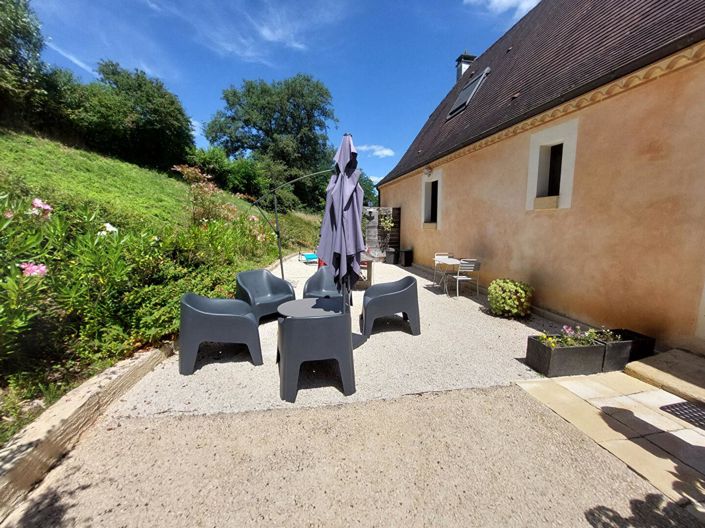 Image No.14-7 Bed House for sale