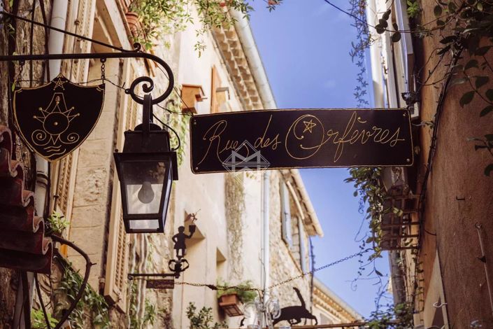 Image No.11-3 Bed House for sale