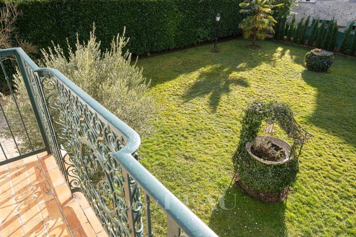 Image No.15-Maison de 6 chambres à vendre à Marnes-la-Coquette