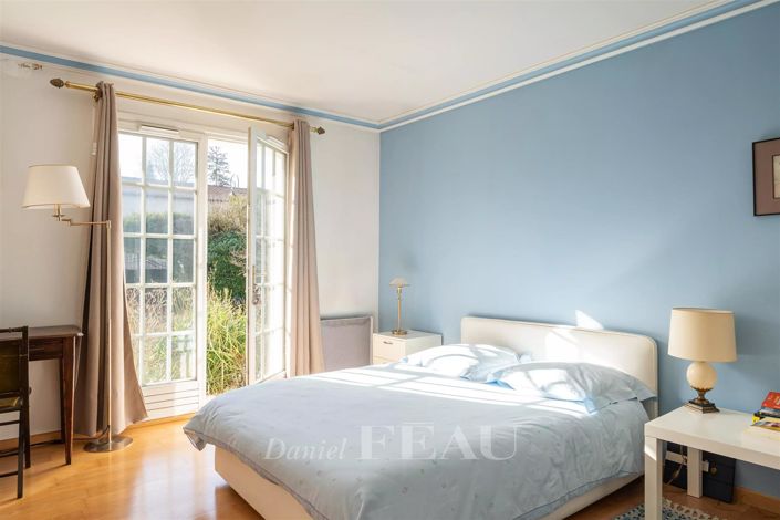 Image No.7-Maison de 6 chambres à vendre à Marnes-la-Coquette