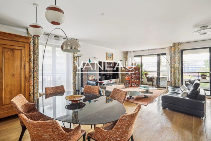 Image No.1-3 Bed Apartment for sale