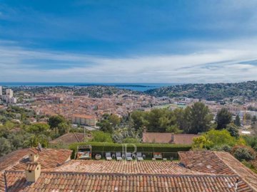 1 - Vallauris, House