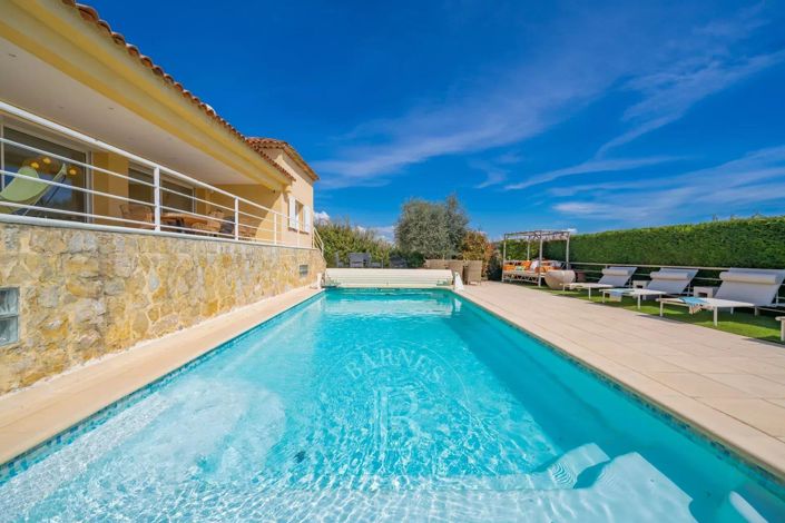 Image No.10-5 Bed House for sale