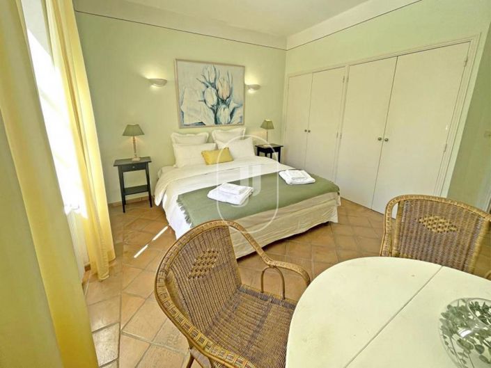 Image No.9-7 Bed House for sale