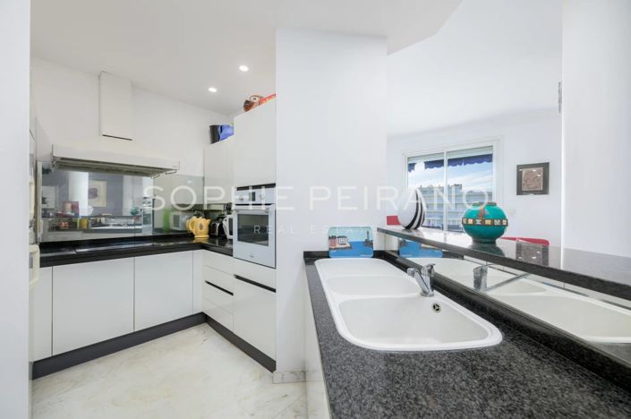 Image No.3-2 Bed Apartment for sale