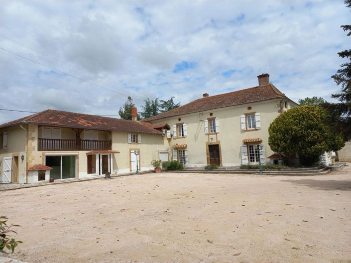 Image No.1-Maison de 13 chambres à vendre à Mirande