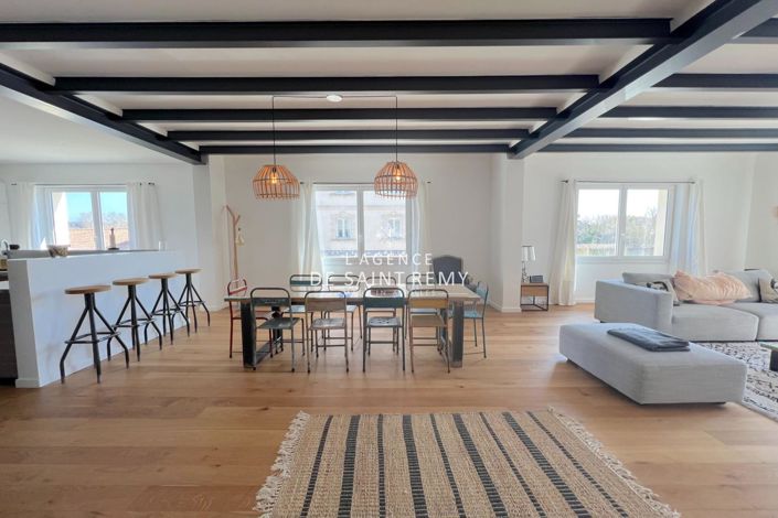 Image No.1-4 Bed Apartment for sale
