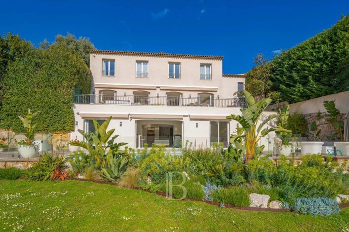 Image No.1-5 Bed House for sale
