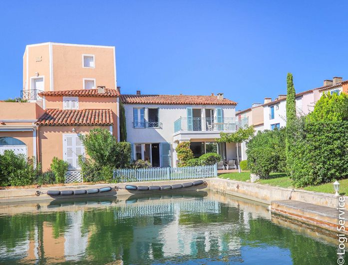 Image No.1-4 Bed Property for sale