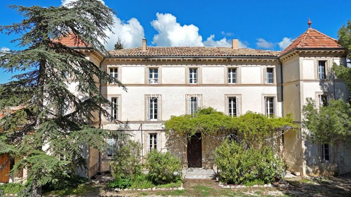 Image No.2-7 Bed Property for sale