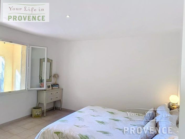 Image No.9-Propriété de 2 chambres à vendre à Lorgues