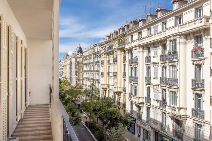 Image No.1-3 Bed Apartment for sale