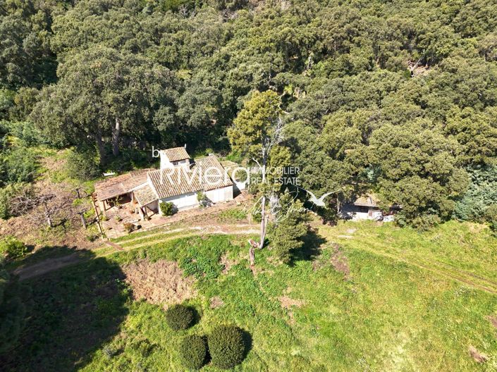 Image No.12-3 Bed House for sale