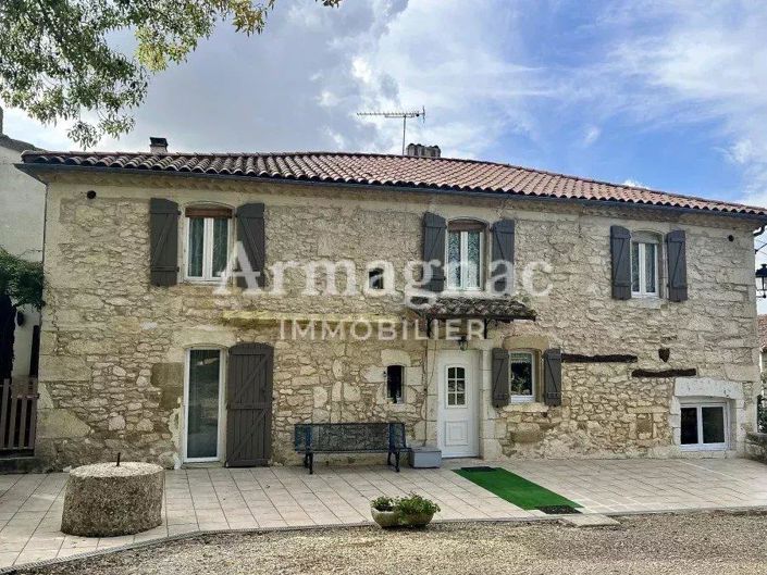 Image No.1-5 Bed House for sale