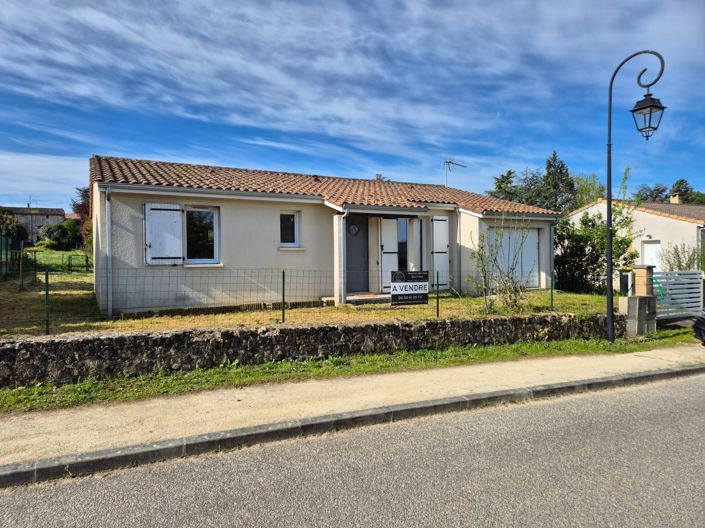 Image No.1-3 Bed House for sale