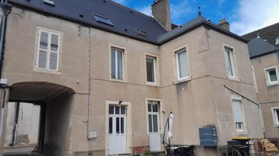 1 - Nuits-Saint-Georges, House