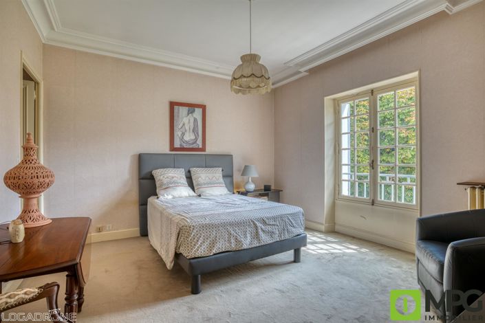 Image No.12-5 Bed House for sale